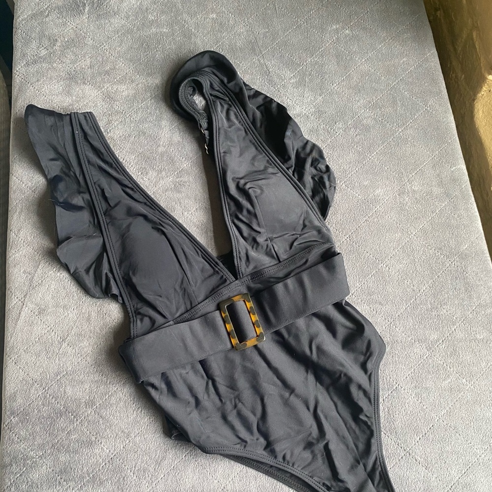 Brand New Ruffle One Piece - Picture 3 of 3
